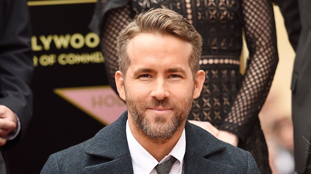 Ryan Reynolds podría sorprender al llevarse el premio a Mejor actor de película musical o comedia. (Foto: AFP)