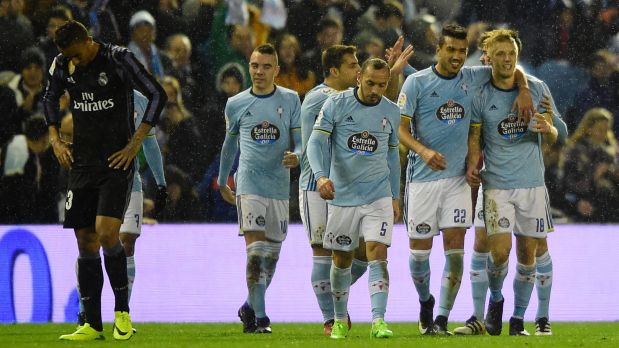 El Celta de Vigo mantuvo la ventaja obtenida en el Bernabéu y clasificó a la semi final de la Copa del Rey (Foto: AP)