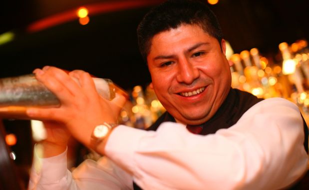 El pisco sour de Roberto Meléndez. (Foto: El Comercio)