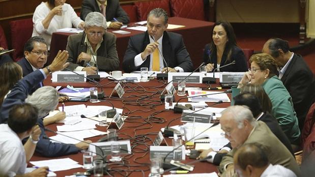Editorial: Los suprafiscales