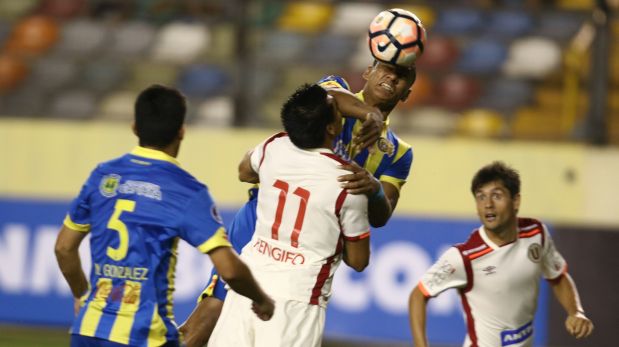 Universitario: cinco razones de la dura derrota que sufrió ante Deportivo Capiatá