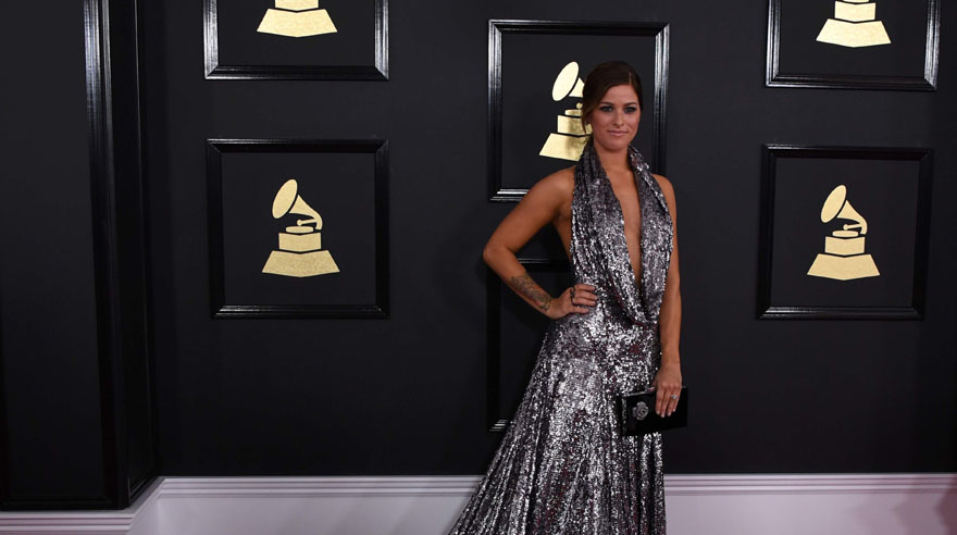 Grammy 2017: los famosos y su paso por la alfombra roja FOTOS