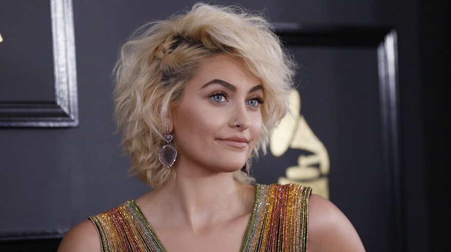 Grammy 2017: los famosos y su paso por la alfombra roja FOTOS