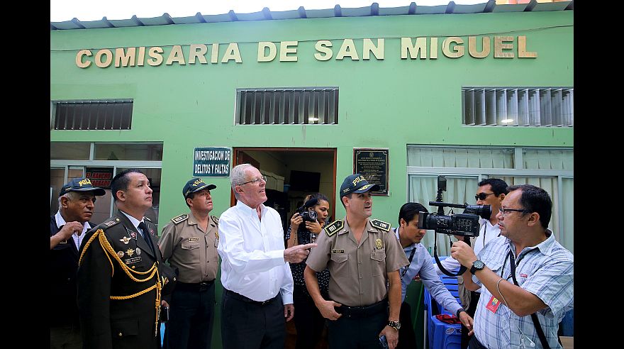 PPK visitó dos comisarías en San Miguel y El Agustino - El Comercio