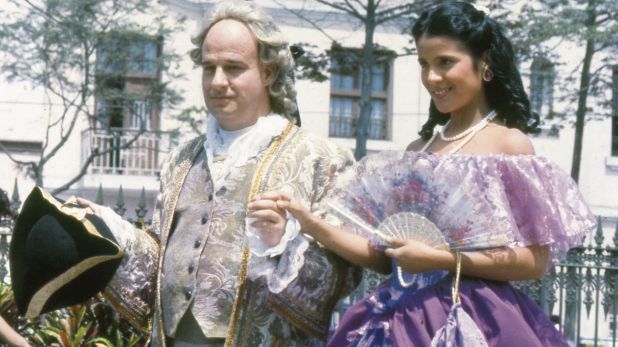 Mónica Sánchez como La Perricholi en la serie escrita por Eduardo Adrianzén en 1992. (Archivo Histórico El Comercio)