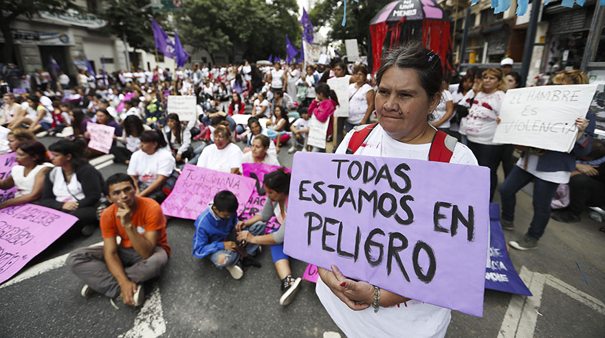 Mujeres cortan Entre Ríos al 100 contra la violencia machista