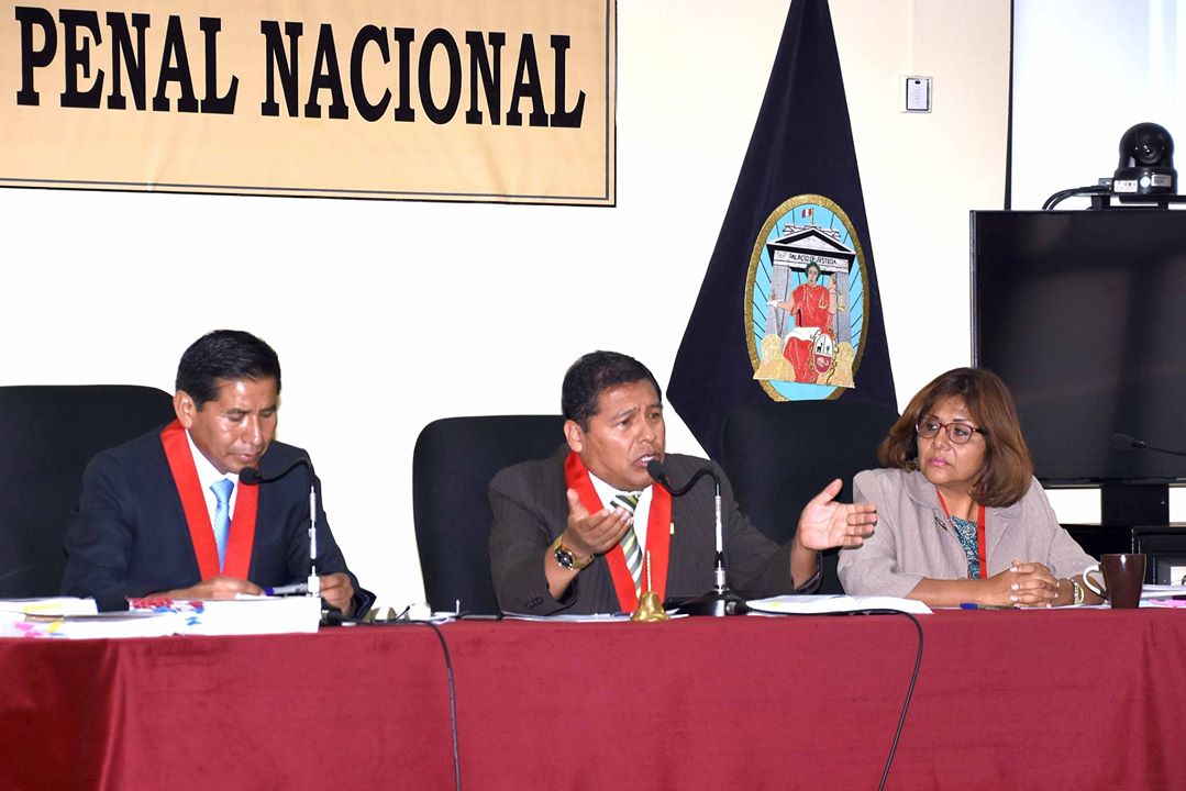 Los jueces superiores César Sahuanay, Iván Quispe y Jésica León.