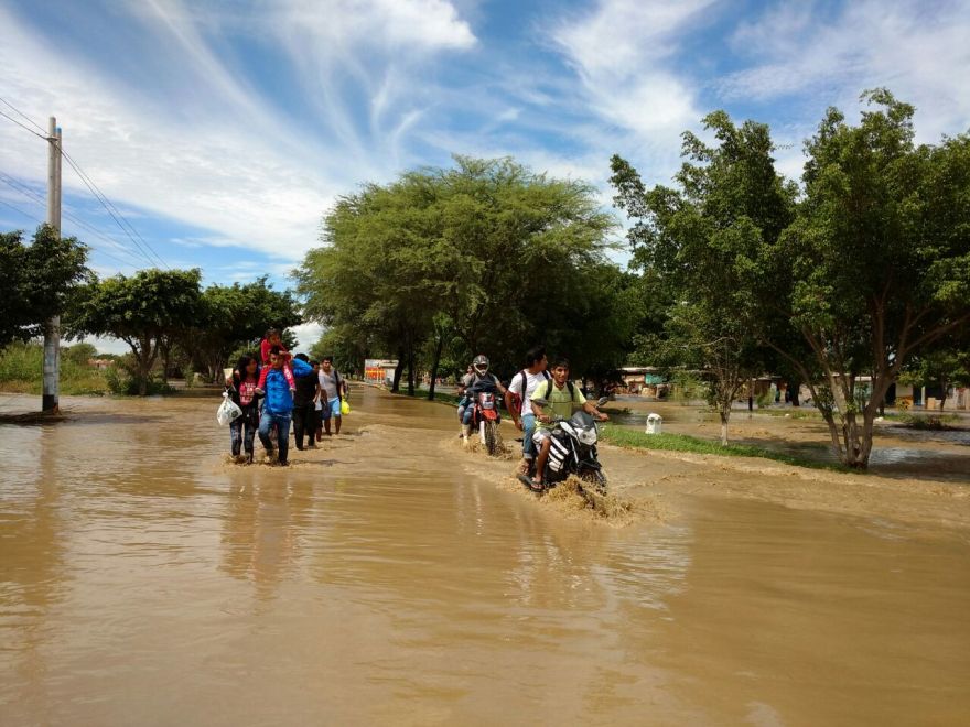 La situación en Catacaos, región Piura. (Foto: Ralph Zapata / El Comercio)