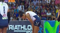 Ángela Leyva se lesionó la rodilla en el duelo frente a Alianza
