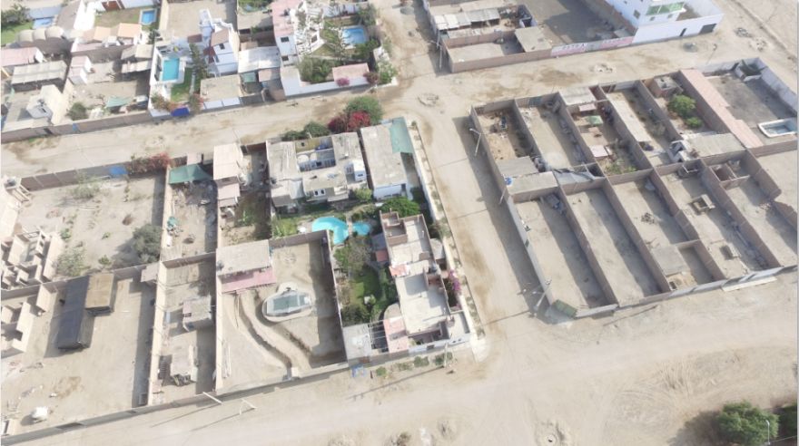Las lujosas casas de la mafia de Chilca vistas desde un dron