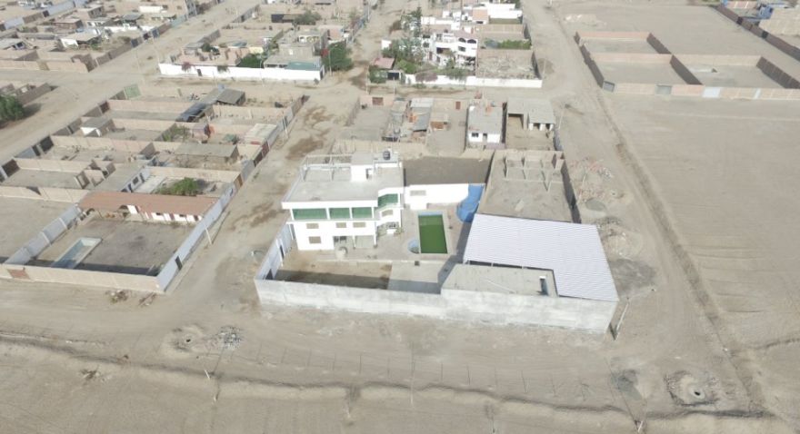 Las lujosas casas de la mafia de Chilca vistas desde un dron