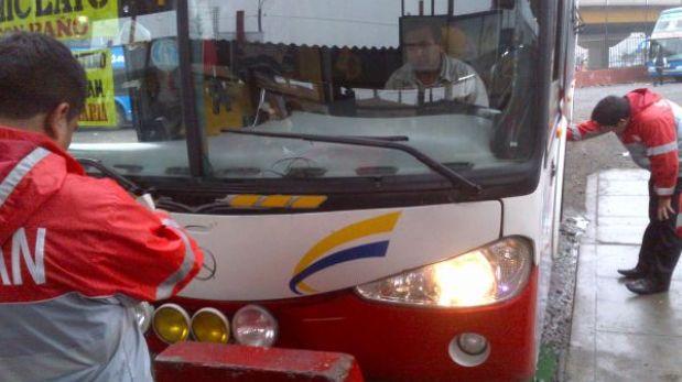 Puno: asaltan a bus y matan pasajero en vía Cojata-Vilquechico | El ... - El Comercio