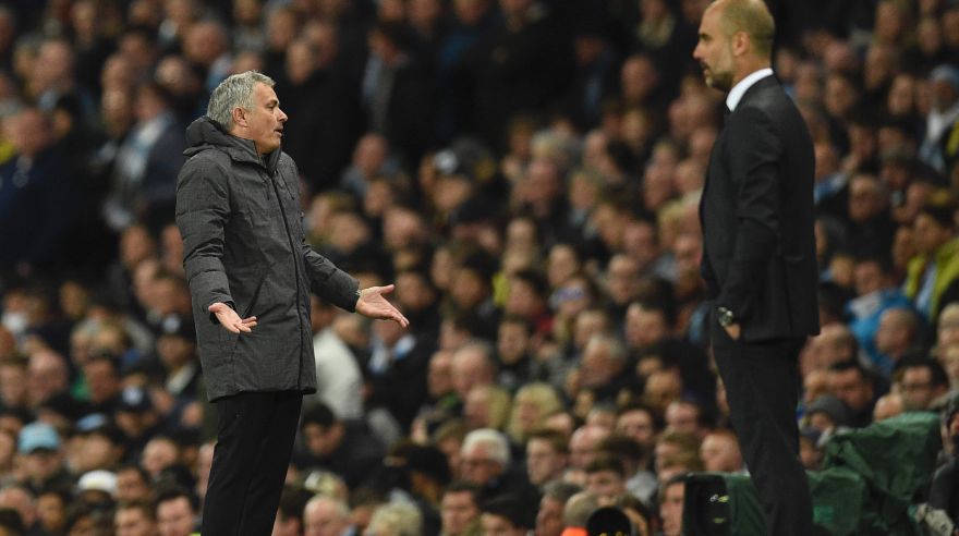 Pep Guardiola vs José Mourinho: el otro duelo del derbi de Manchester [FOTOS]