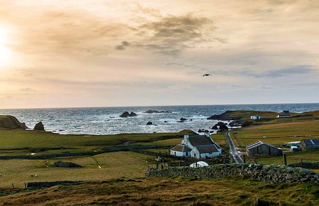 Los viajeros que deseen llegar a la isla de Fair, deben de realizar un largo recorrido. (Foto: Bloomberg)