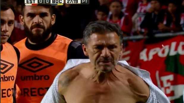 Nelson Vivas se quitó la camisa tras ser expulsado en Estudiantes ante Boca Juniors [VIDEO]