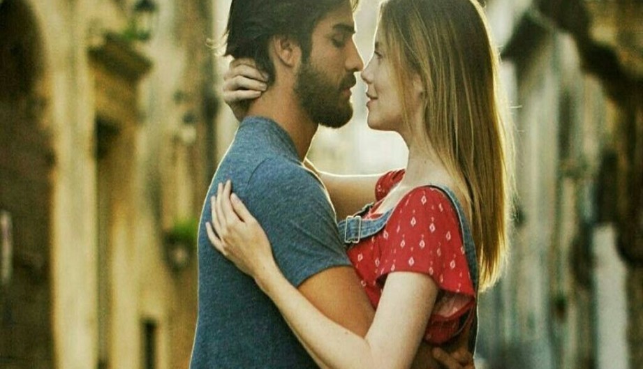 Uma: Contigo todo, sin ti nada Uma: Contigo todo, sin ti nada