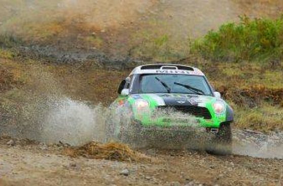¿Quiénes son los pilotos favoritos a ganar el Dakar 2013?