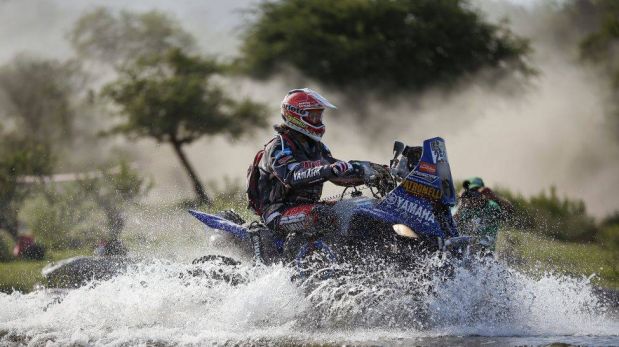 FOTOS: Peterhansel, Despres y los mejores momentos de los campeones del Dakar 2013