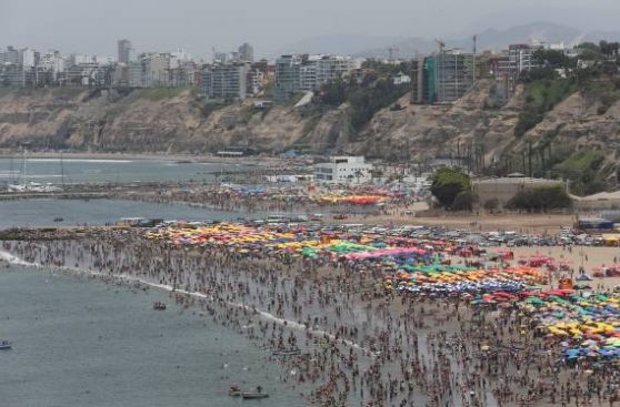 Conoce qué playas del litoral peruano no están aptas para los bañistas