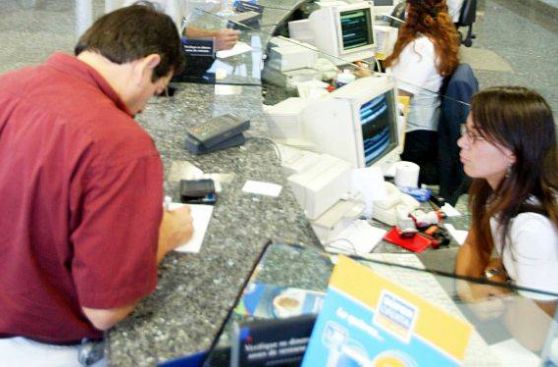 ¿El Estado puede poner límites a los costos de los préstamos?