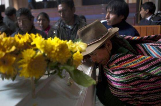 Cusco: 26 familias campesinas pudieron enterrar restos de familiares muertos en década de los 80