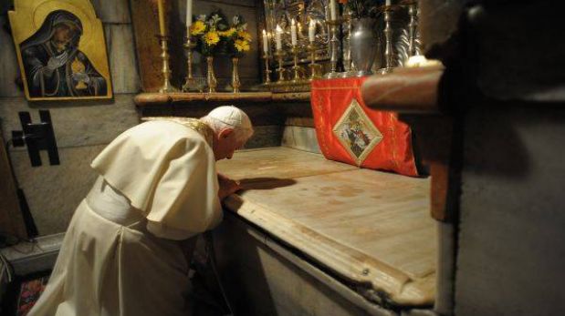 Benedicto XVI, un conservador cuyo papado se marcó por escándalos