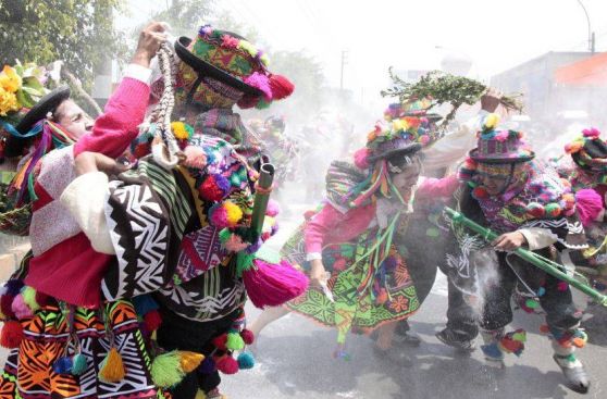 FOTOS: danzas carnavalescas del Perú deleitaron a vecinos de Lima norte