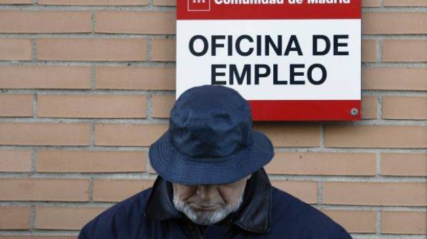 El desempleo en España supera por primera vez los cinco millones