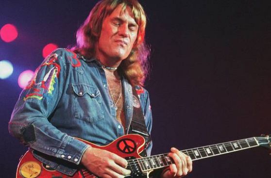 El guitarrista Alvin Lee murió tras una intervención quirúrgica de rutina