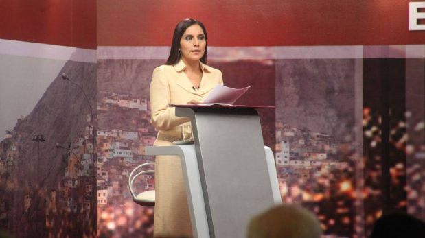 FOTOS: el deslucido debate entre representantes del Sí y el No a la revocación a Susana Villarán