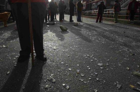 Pataz: restos de mineros muertos son velados en medio de tensión