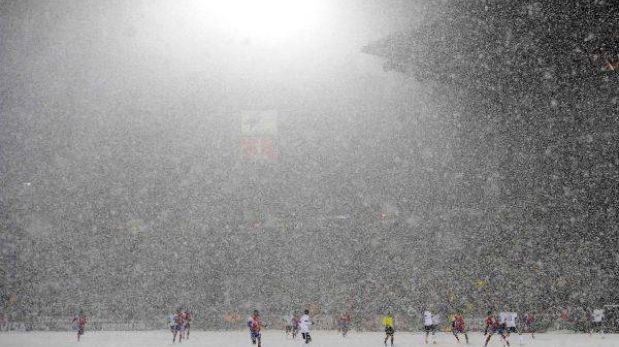 Costa Rica culpa a la nieve y pide a la FIFA repetir duelo ante EE.UU.