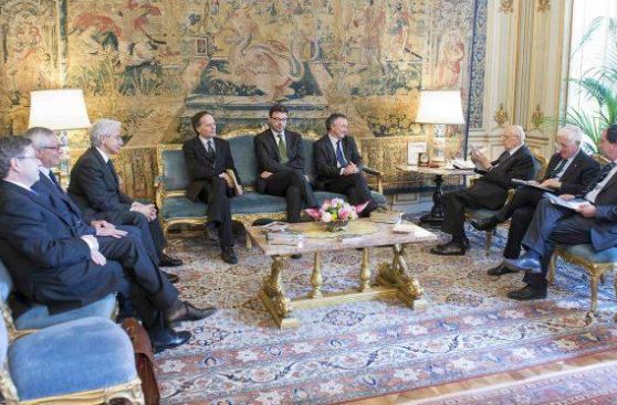 Italia: grupo de diez expertos buscará superar crisis política