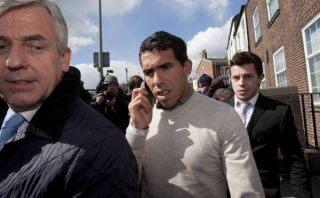 Carlos Tevez fue condenado a realizar trabajo comunitario en Inglaterra
