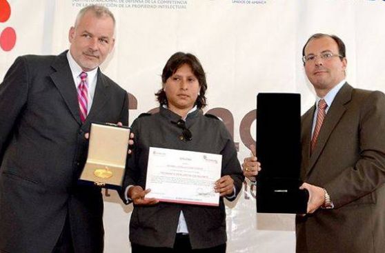 Peruana logró medalla de plata en Salón Internacional de Inventos