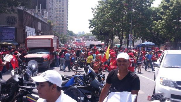 FOTOS: así vive Venezuela los cierres de campaña de Henrique Capriles y Nicolás Maduro
