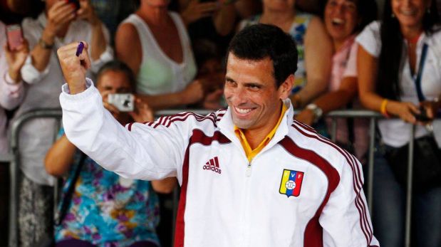 FOTOS: Capriles se encomendó a la virgen y pidió "avalancha" de votos a su favor