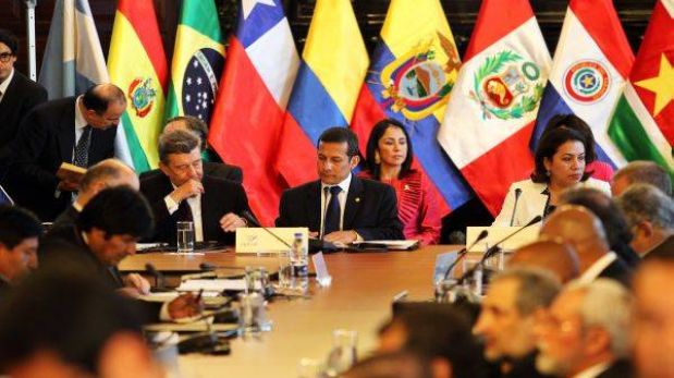 Unasur se reunirá mañana en Lima para analizar situación en Venezuela