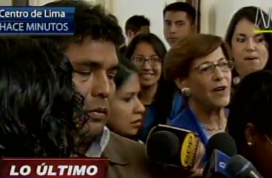 VIDEO: Villarán interrumpió abruptamente declaraciones de regidor opositor