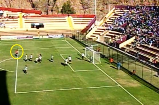 FOTOS: el árbitro Henry Gambetta sí estaba bien ubicado en el gol que no validó a León de Huánuco
