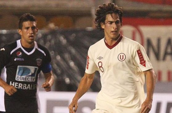 Rafael Guarderas, la joven promesa que guarda Universitario