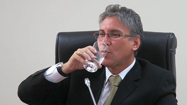 Ex ministro Pastor transfirió sus bienes para evitar embargo, advirtió Arbizu