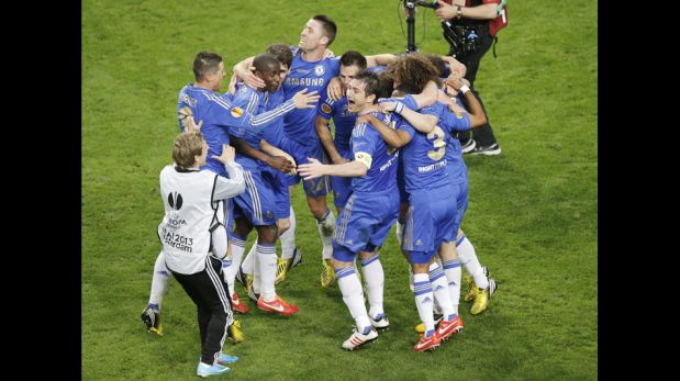 FOTOS: la celebración del Chelsea tras vencer al Benfica y coronarse campeón de la Europa League