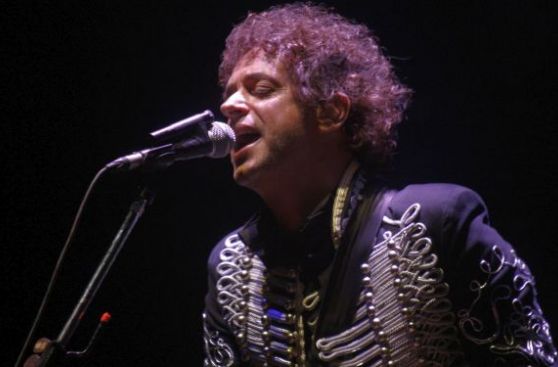 Madre de Gustavo Cerati: "No hemos pensado en desconectarlo, salvo que lo viera sufrir"
