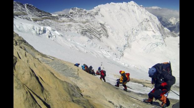 FOTOS: el hombre y la gloria a 60 años de la conquista del Everest