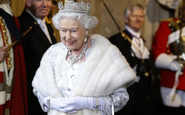 La Reina Isabel Ii De Inglaterra Celebra 60 Anos De Su Coronacion El Comercio Peru