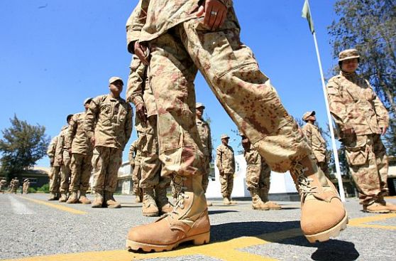 "Ley del Servicio Militar afecta la imagen del Ejército", advirtió ex ministro de Defensa