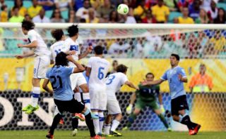 VIDEO: el golazo de Cavani en el Uruguay-Italia por el tercer puesto