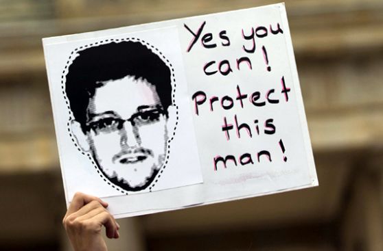 Edward Snowden podría salir de aeropuerto en Rusia en unos días