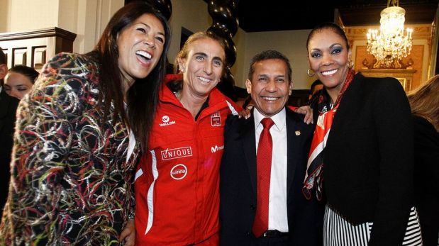 FOTOS: las ‘matadorcitas’ fueron homenajeadas en Palacio de Gobierno por el presidente Ollanta Humala